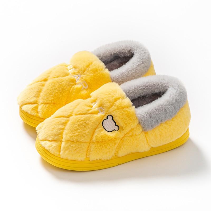 Men's and Women's Thickened Cotton Slippers: Fleece-Lined, Heel-Covering, Warm Indoor Shoes for Winter.
