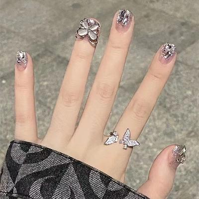 Faux-ongles – Tips et faux ongles