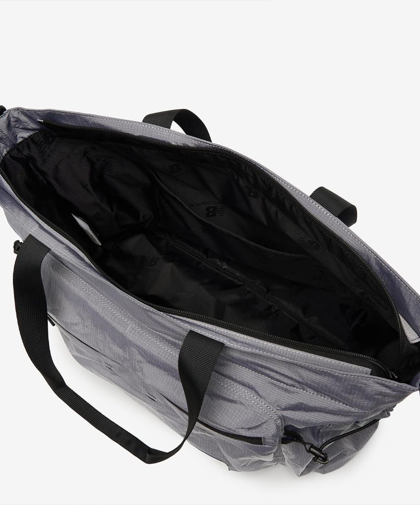 New Balance Nbgcgs1201 / Metallic Lightweight Tote Bag (Silver)