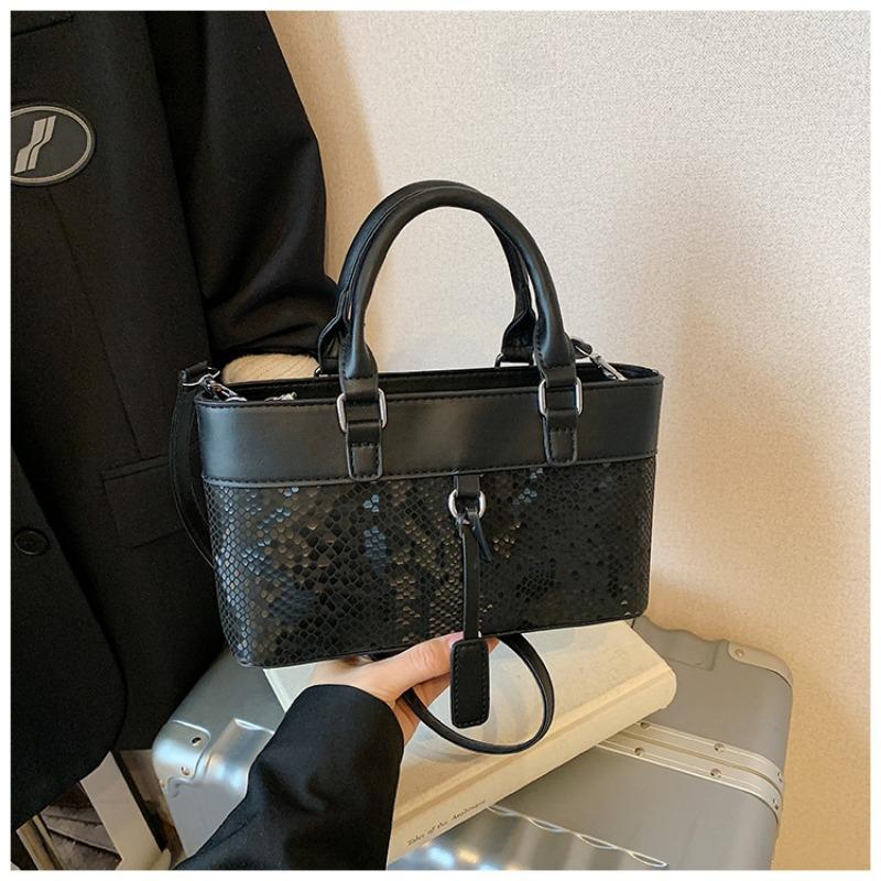 Portable commuter bag women's new simple retro fashion casual fresh shoulder crossbody small square bag