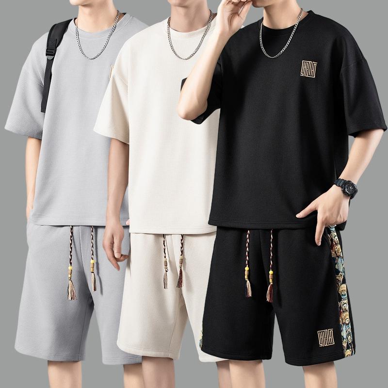 Fashion T-shirt Shorts Suit Men's Summer Casual Sports Suit Large Size Thin Section of the Trend of a Set of