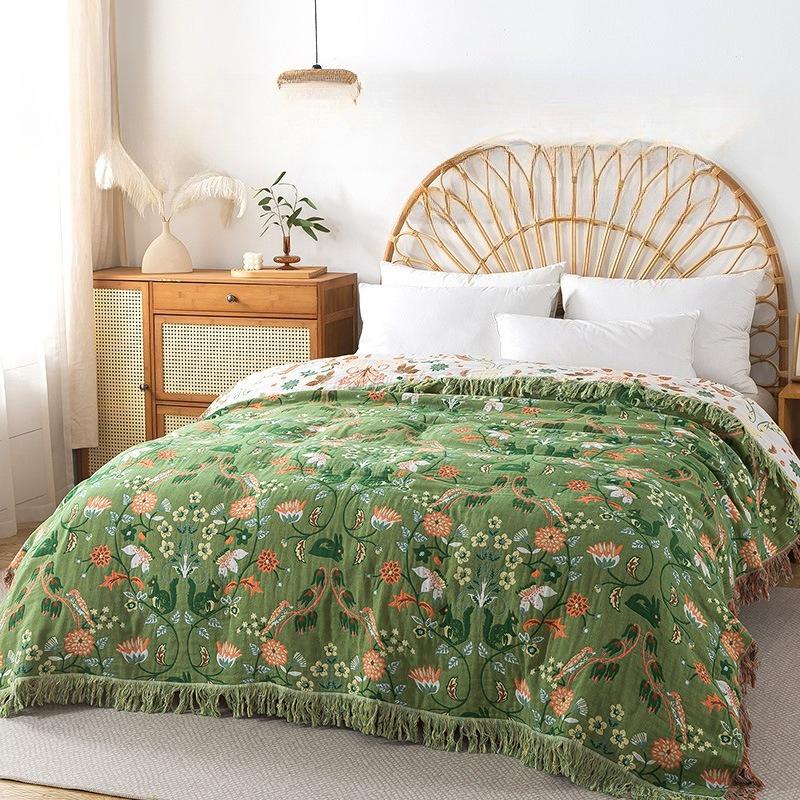 Cotton Gauze Double-sided Green White Throw Blanket Towel Quilt Household Sofa Cover Blanket Soft Breathable For Couch Bed Use