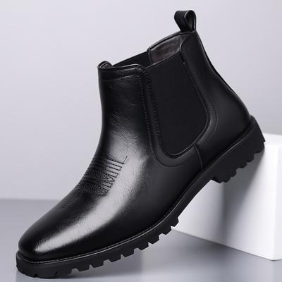 Boots & Stiefel