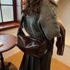 Ielgy Large-Capacity Autumn Winter Niche Design One-Shoulder Messenger Commuter Dump