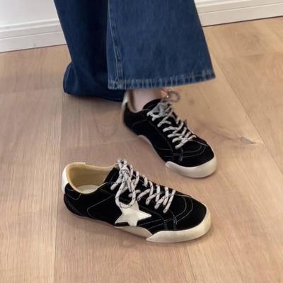 Versione in pelle di mucca~ Scarpe da ginnastica retrò di nicchia coreana, da allenamento tedesche, stringate da donna, versatili, con stella, scarpe vecchie casual, scarpe Forrest Gump, tendenza