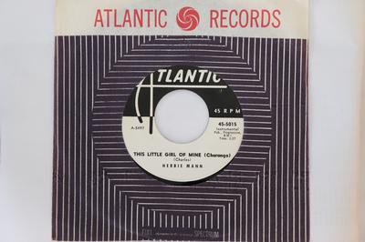 7inch Record HERBIE MANN - This Little Girl Of Mine (Charanga) 455015 Atlantic 1961 US Jazz Used
