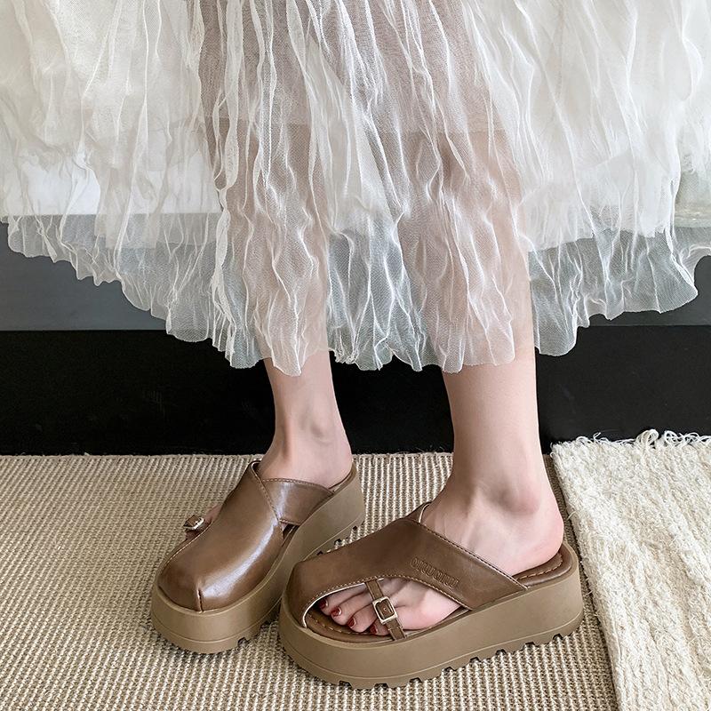 Retro fashion muffin thick bottom comfortable versatile lazy sandals women's outer wear 2025 spring and summer new bag head half slippers