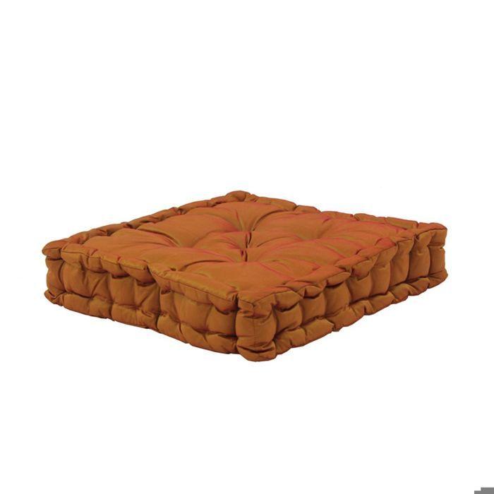 Pouf tapissier en taffetas cuivre 40x40
