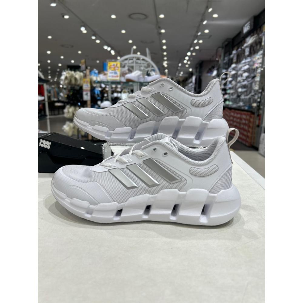 

adidas [унисекс] кроссовки adidas Ventis Climacool IH5678