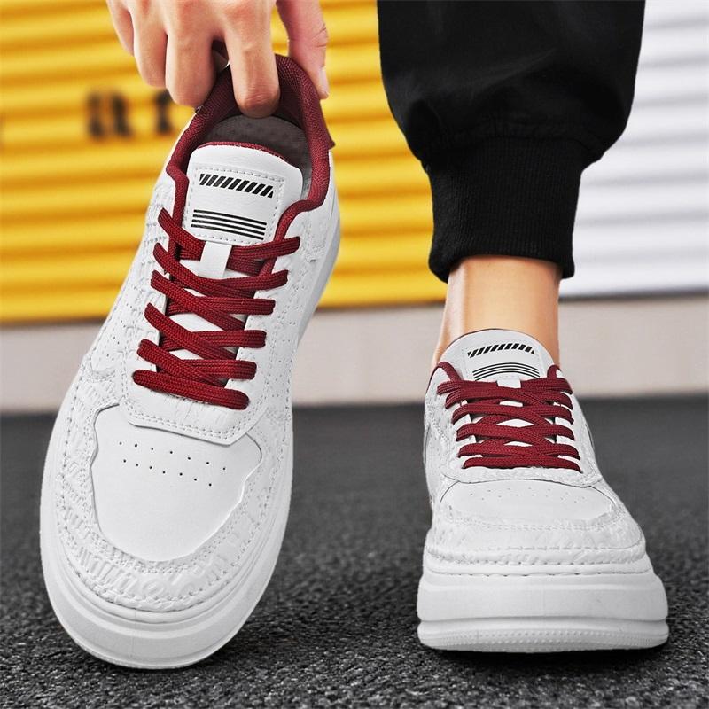 New Men's Classic Four Seasons Fashion Low Top Thick Sole Skateboarding Shoes Comfortable Soft Sole Basketball  Sneakers