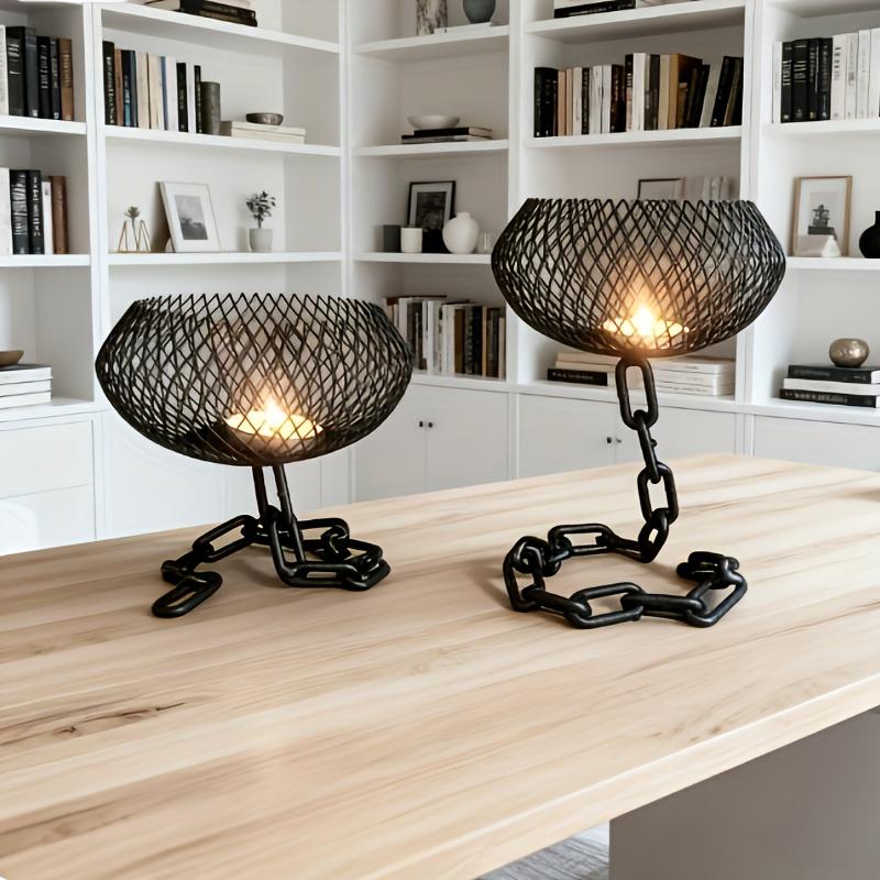 1PC Industrial Chain Iron Candlestick: A Retro Industrial-style Decorative Piece with a Chain Design, Suitable for Indoor/outdoor Use.