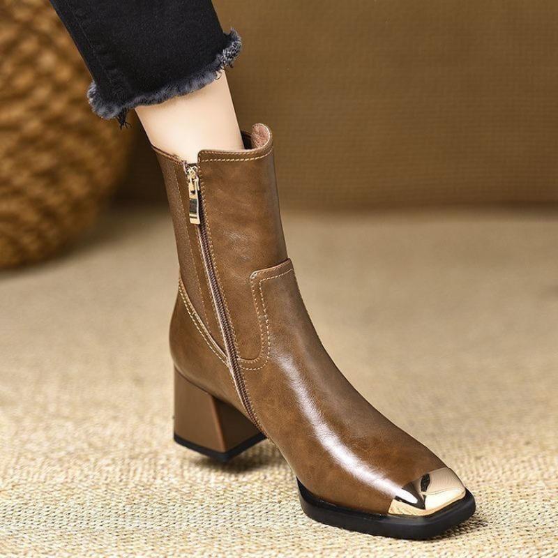 

Women s Short Boots - Winter and Autumn Square-toe Thick-soled Stretch Shoes 40 коричневий