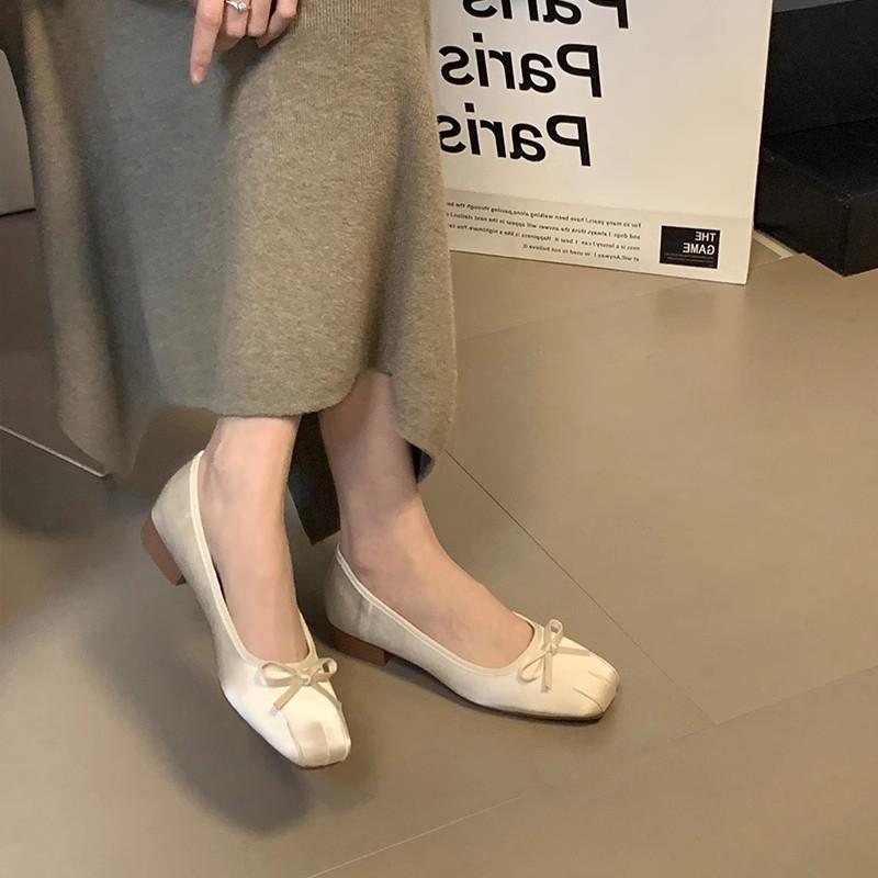 Fashion Hot Selling 2025 Spring Bowtie Ballet Shoes Fashion Shallow Slip On Women Flat Loafers Shoe Ladies Casual Outdoor Ballerina Shoe