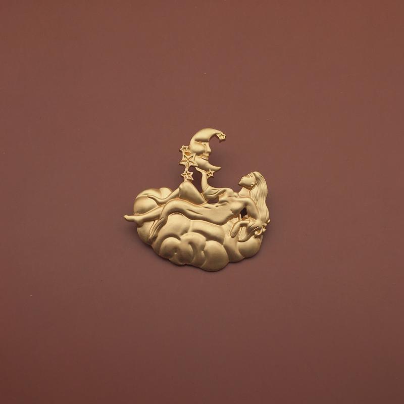 

Новая креативная женская брошь Palace Vintage Gold Sun Relief Pin Classic Design Baroque