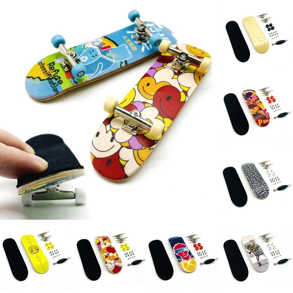 Mini Skateboard Toy Finger Skate Wooden Personality Boy Christmas Gift