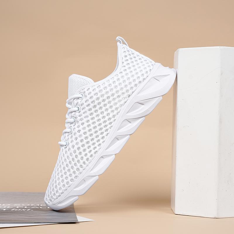 Women Casual Shoes With Large Mesh Breathable Hollow Out Casual Trend Women Shoes Ultra Lightweight Walking Shoes New Sneakers