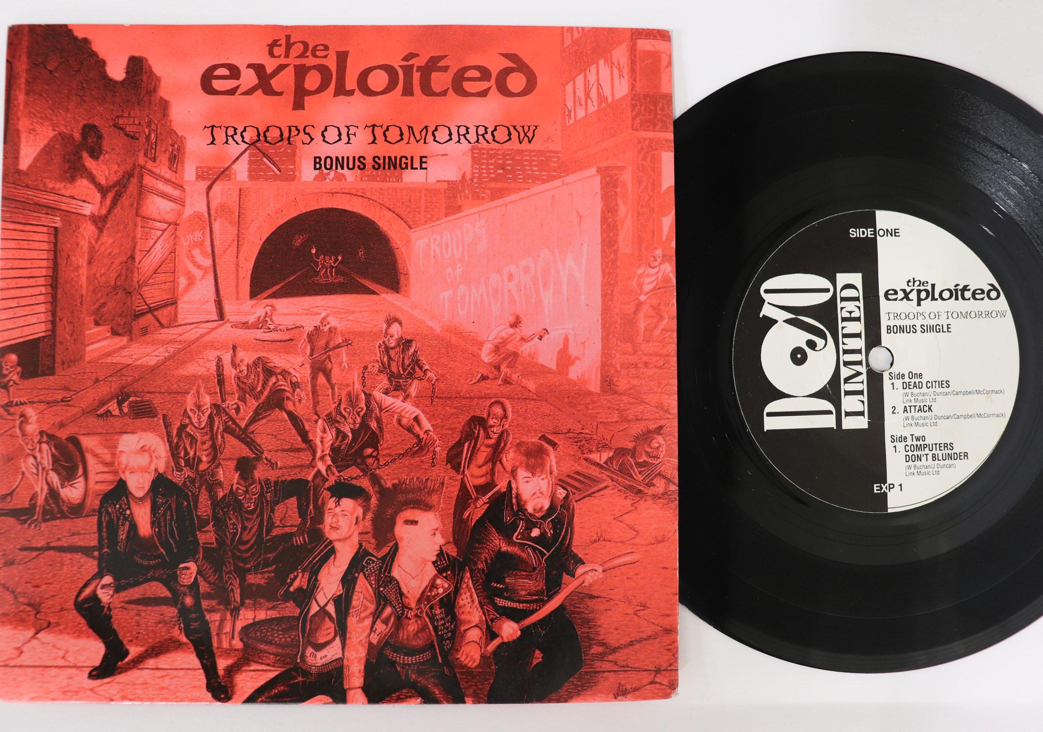 

7inch Record EXPLOITED - Dead Cities / Attack / Computers Do EXP1 DOJO UK Rock Used