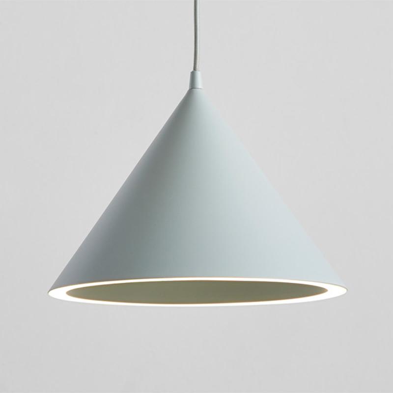 

Современный светодиодный подвесной светильник с алюминиевым абажуром для столовой, кафе, бара, ресторана, скандинавский конусный подвесной светильник Lampadario D25CM