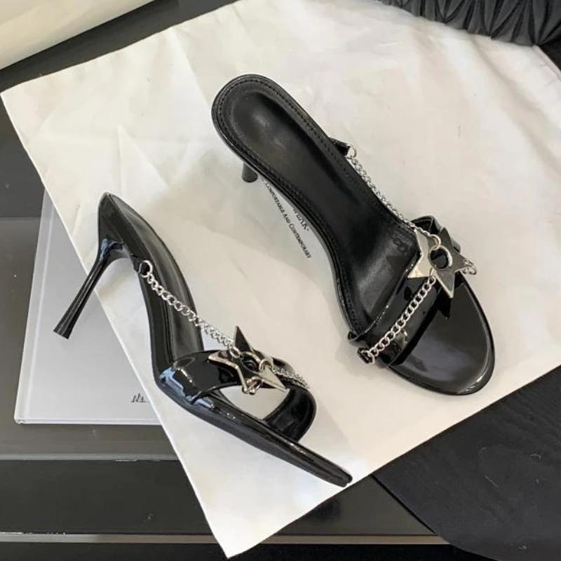 Fashion Fashion Metal Decoration High Heeled Slippers Women Sexy Open Toe Chain Slide Sandals Luxury Brand Designer Shoes Zapatos Mujer