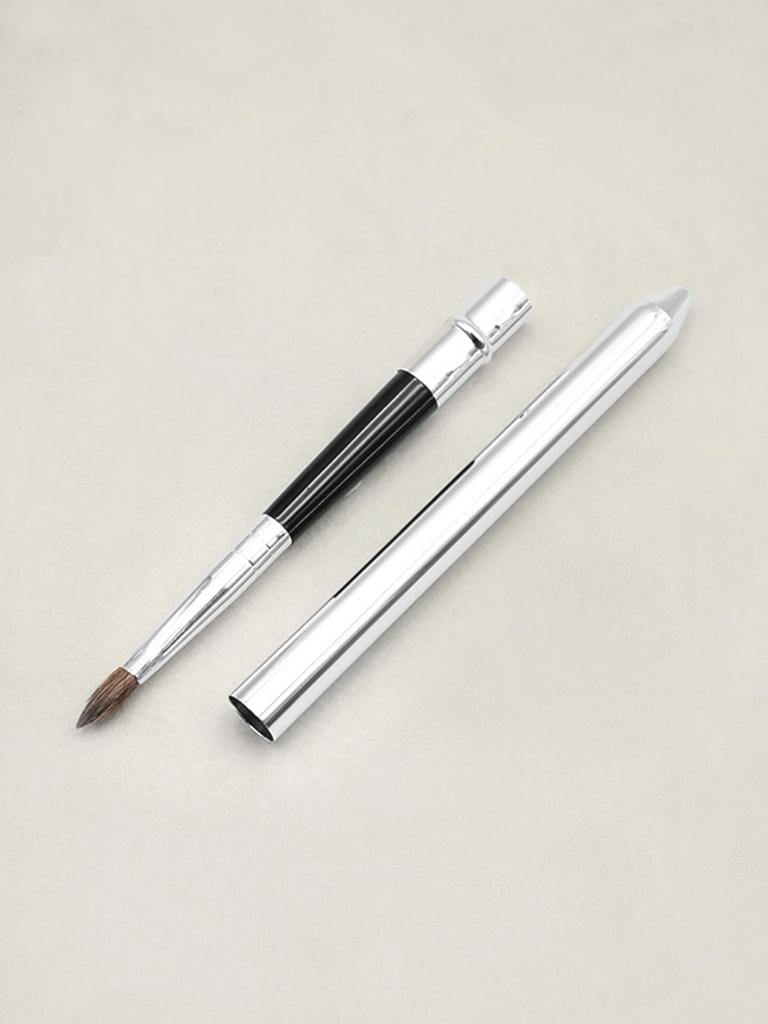 Premium Retractable Lip Brush for Precise Application