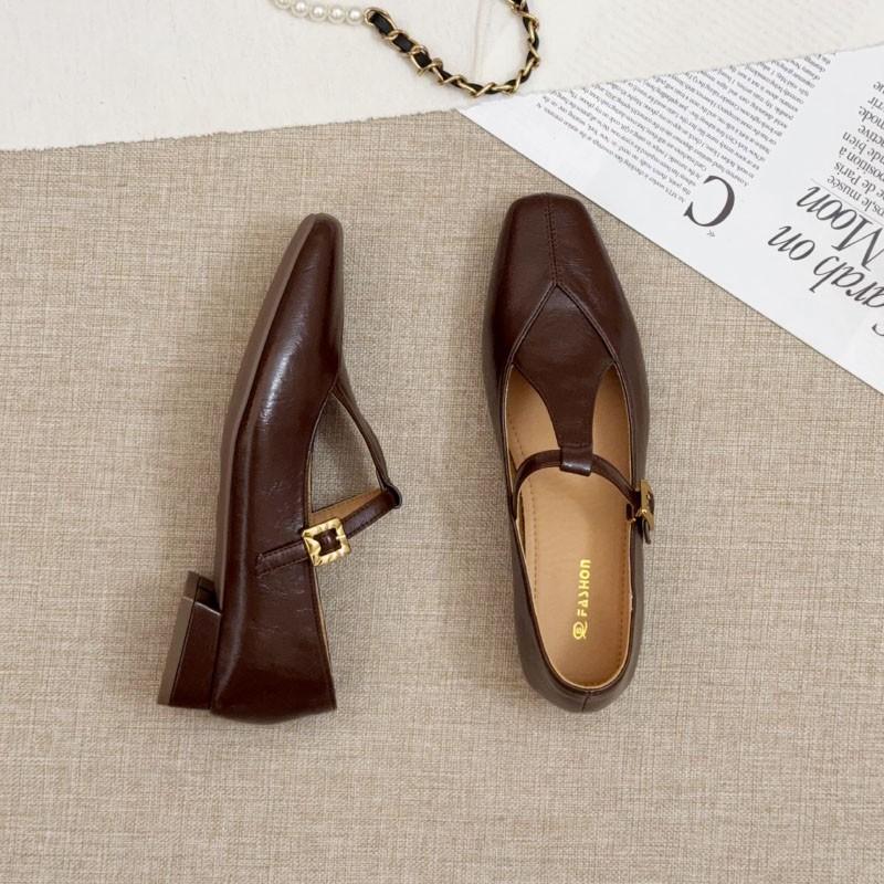 2025 New Women's Fashionable high quality and elegant  Leather Flats Soft Comfort Elegant Ladies Square Heel  Shoes