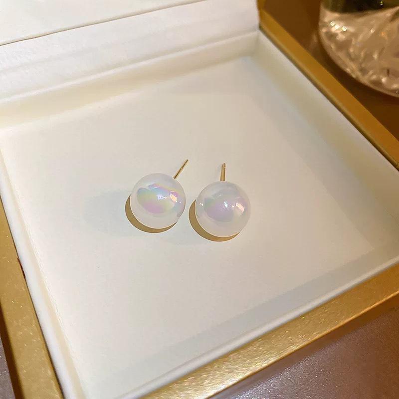Korean Luxury Mermaid Pearl Earrings: Elegant, High-End, and Versatile Statement Ear Buckles
