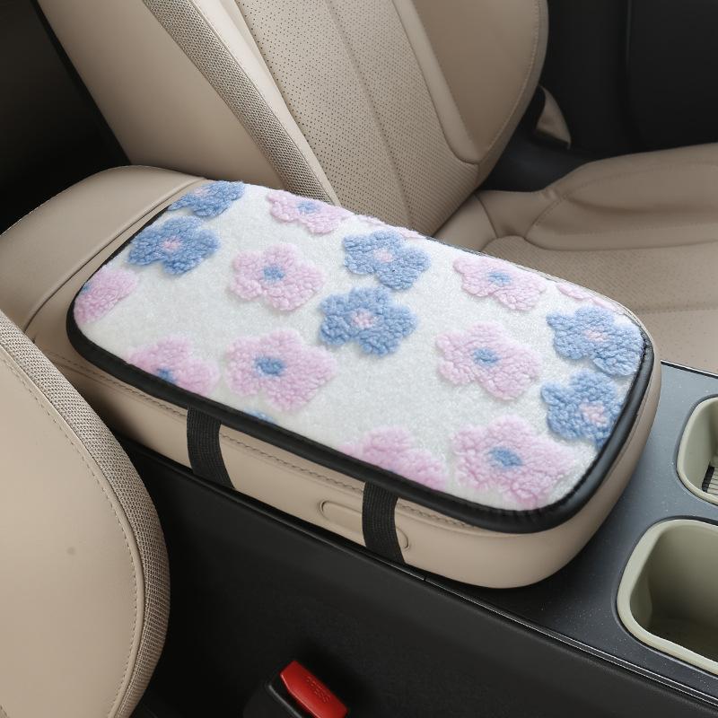 1Pcs Automobile Interior Decoration Cute Car Armrest Box Plush Cover Cushion Warm Center Console Arm Cover Pads