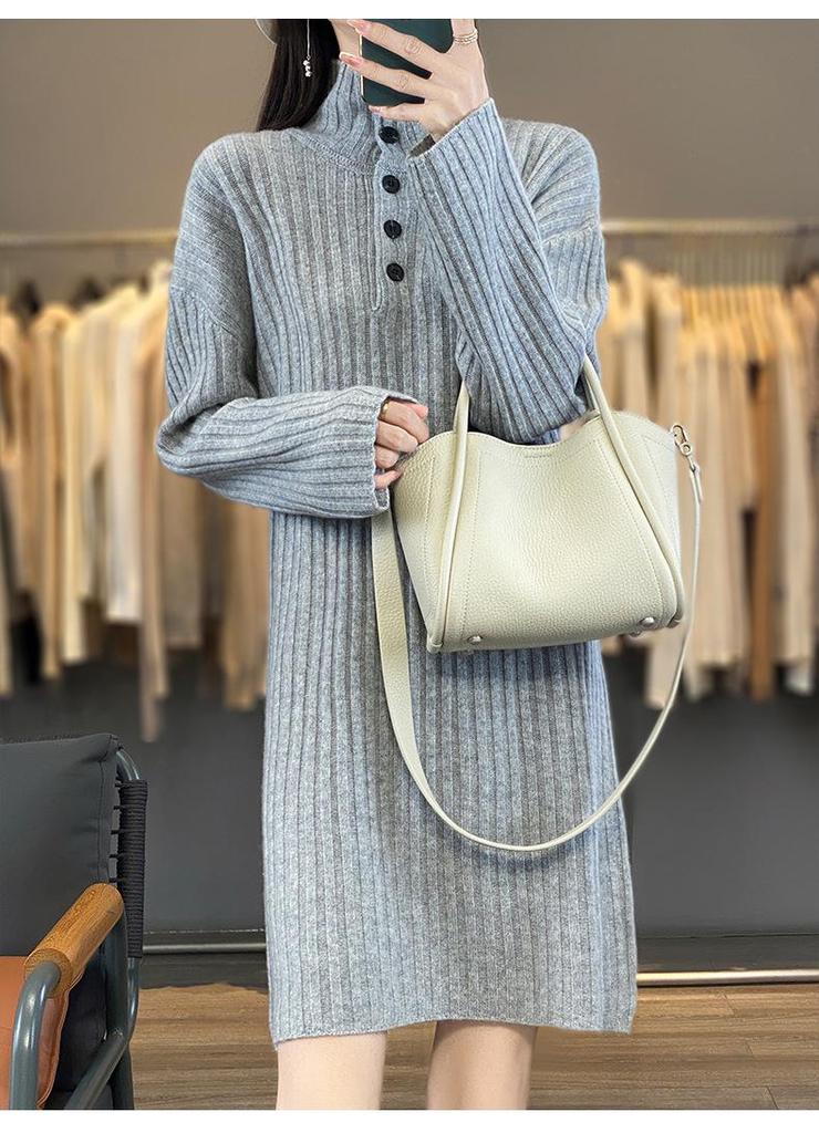 Petite Women's Wool Knit Dress with Half-High Neck - Mid-Length for Autumn/Winter