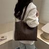 Leisure Large-capacity Commuter Tote Bag, Crossbody Bag with Shoulder Strap and Underarm Compartment
