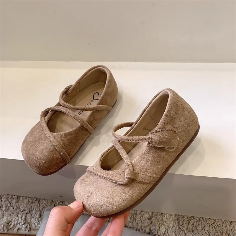 

Весна Новинка Корейский стиль Персонализированные ремешки Девочки Мода Замша Повседневные Танцевальные туфли 37 хаки