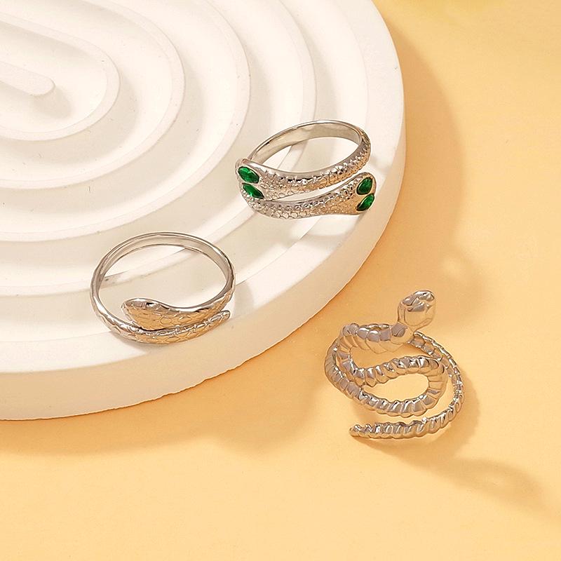 18K Gold Plated Snake-Shape Open Ring In Titanium Steel - Trendy, Cool, Light Luxury Finger Ring for Women In European American Style