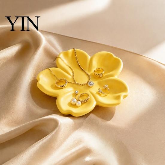 Delicate Desktop Accessory Tray 3D Printed Flower Shaped Jewelry for Rings Necklaces, Decorative Minimalist PLA Storage Plate Organizer, Compact