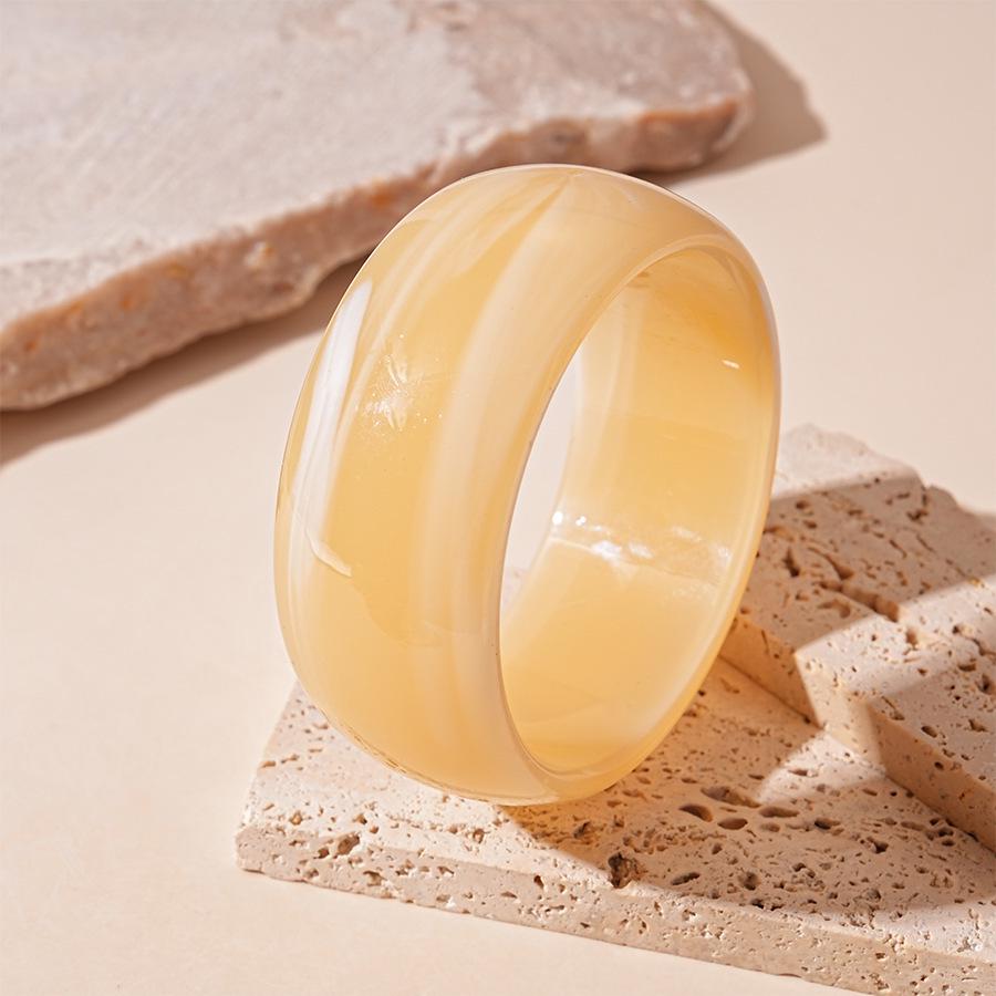 Stylish Acrylic Wide-Face Irregular Bracelet - High-End Design Niche Jewelry
