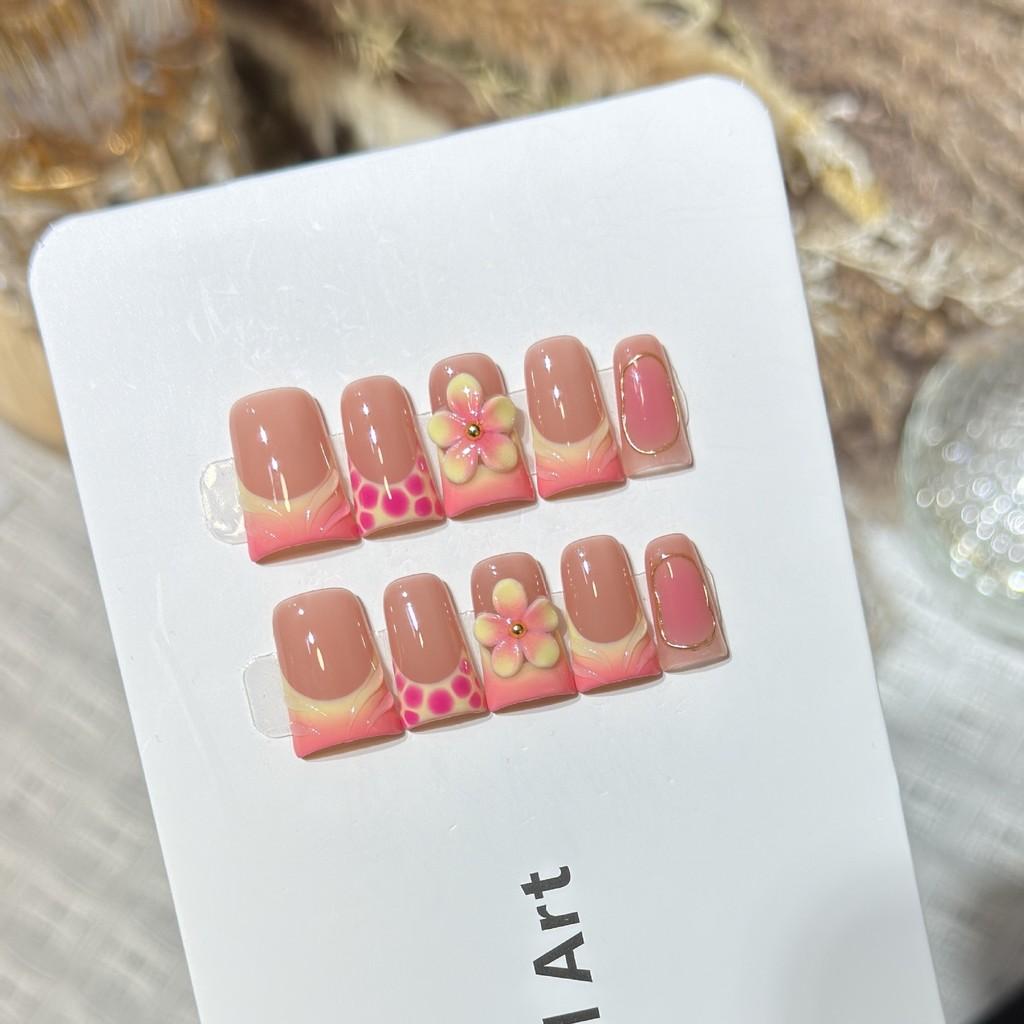 Handmade Press On Nail Sweet Summer Gentle Pink Smudge Hand-painted 3D Carved Flower Duckbilled Fake Nail Patch Artificial Nail Reusable