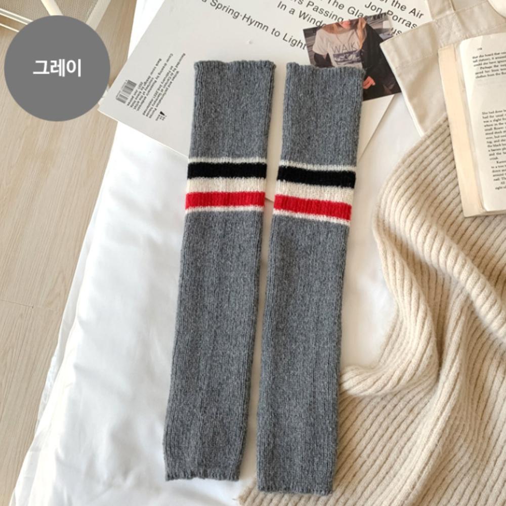 

Полосатые вязаные гетры с открытой пяткой – 3 цвета бежевый