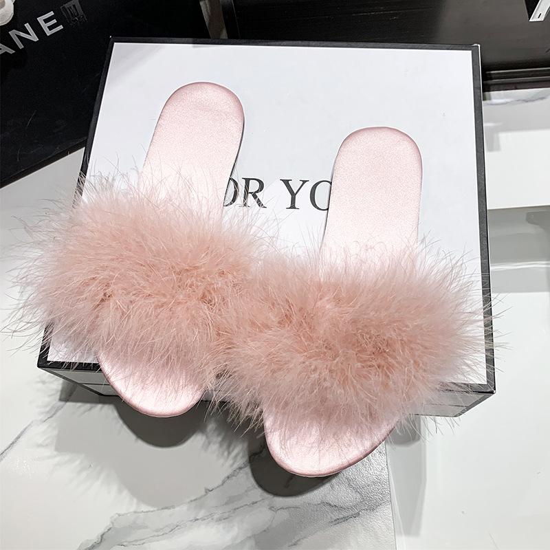 Summer Flat Bottom Furry Slippers Female Fashion Low Heel Sandal Drag Feather One Word Drag