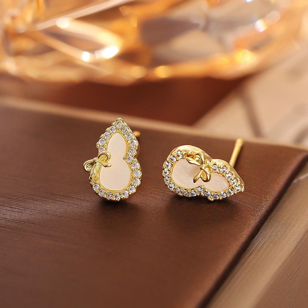 Elegant Chinese Gourd Zircon Earrings: Festive, Fashionable, and Versatile