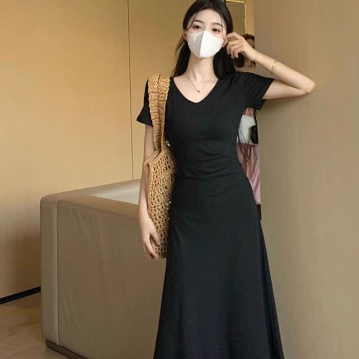 

V-neck dress, long slim fit, thin waist, sexy summer design, pendant feeling, short sleeve, big pendulum, small black skirt. One size fits all чёрный