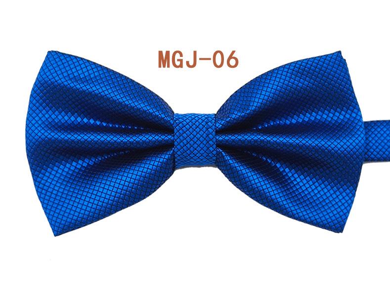 Pajarita de Doble Capa Negra Lisa para Hombre - Cuadrícula Cubo Británica, 27 Colores Disponibles para Eventos Formales y Bodas.