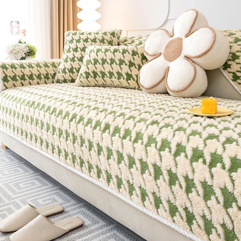 New Lamb Velvet Houndstooth Sofa Cushion Winter Thickened Plush Cushion Non-slip Sofa Cover Cover Cloth