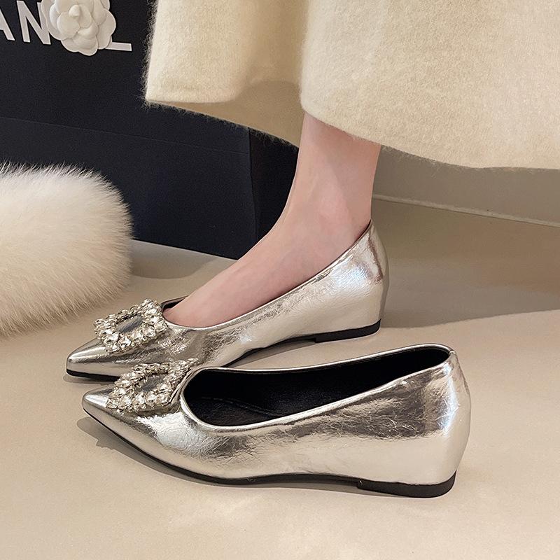 Inner Height Increase Pointed Tip Shallow Mouth Single Shoes Women's Shoes 2025 Summer and Autumn Square Buckle Rhinestone Real Soft Leather Commuti