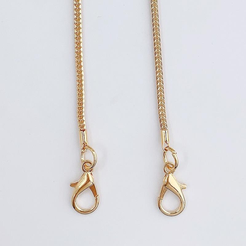 Metalowy łańcuszek do telefonu crossbody odporny na upadki z klipsem i smyczą 125 cm