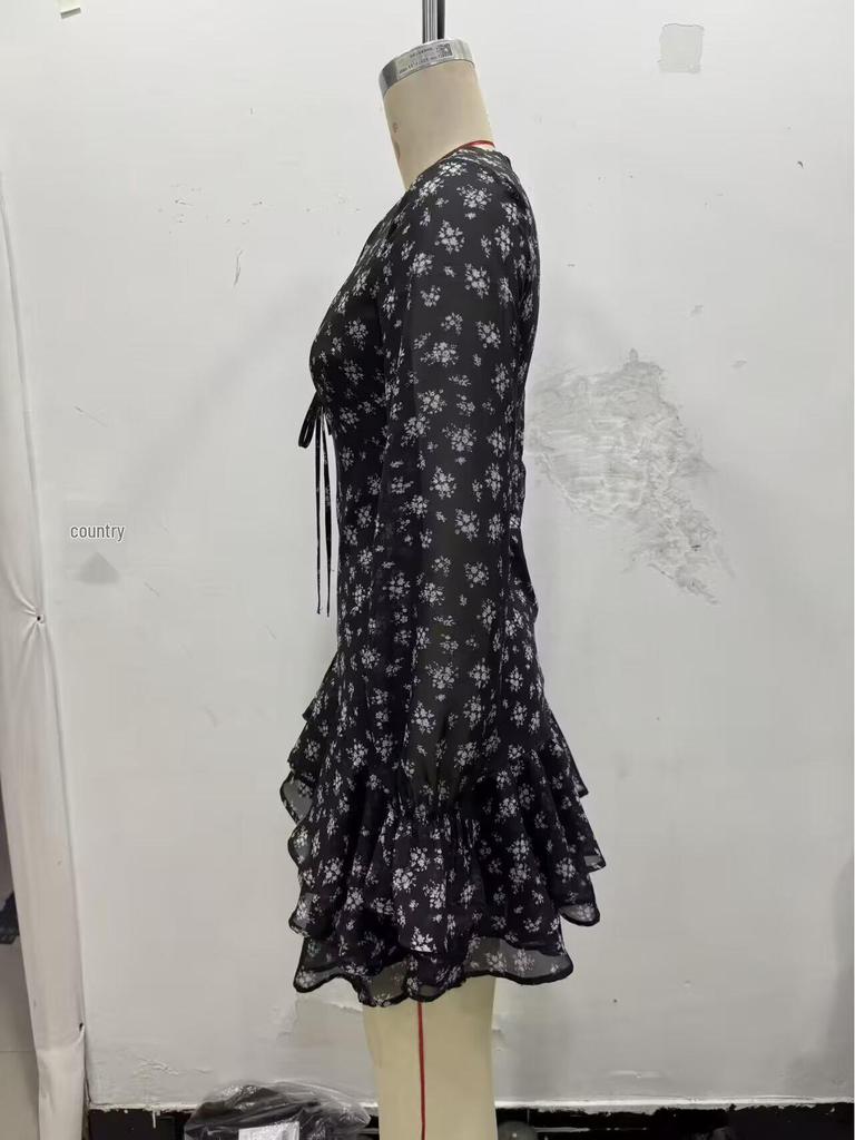 2025 Autumn/Winter European Women's Waist-Cinching Printed Long-Sleeve Dress