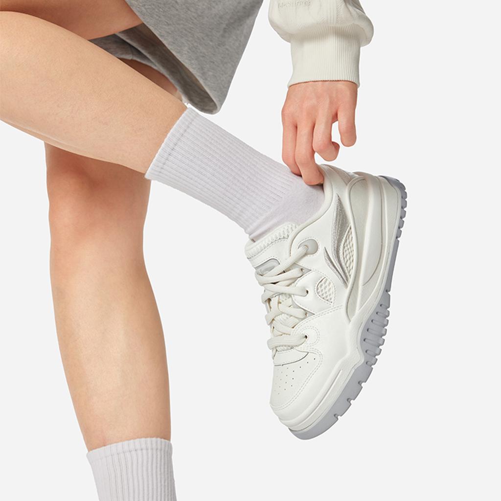 Li Ning Tide Jump Soft Elastic Comfortable Fashion Classic Sports Rebound Thick Sole Height Increasing Sneakers Women sneakers AGCW134-1