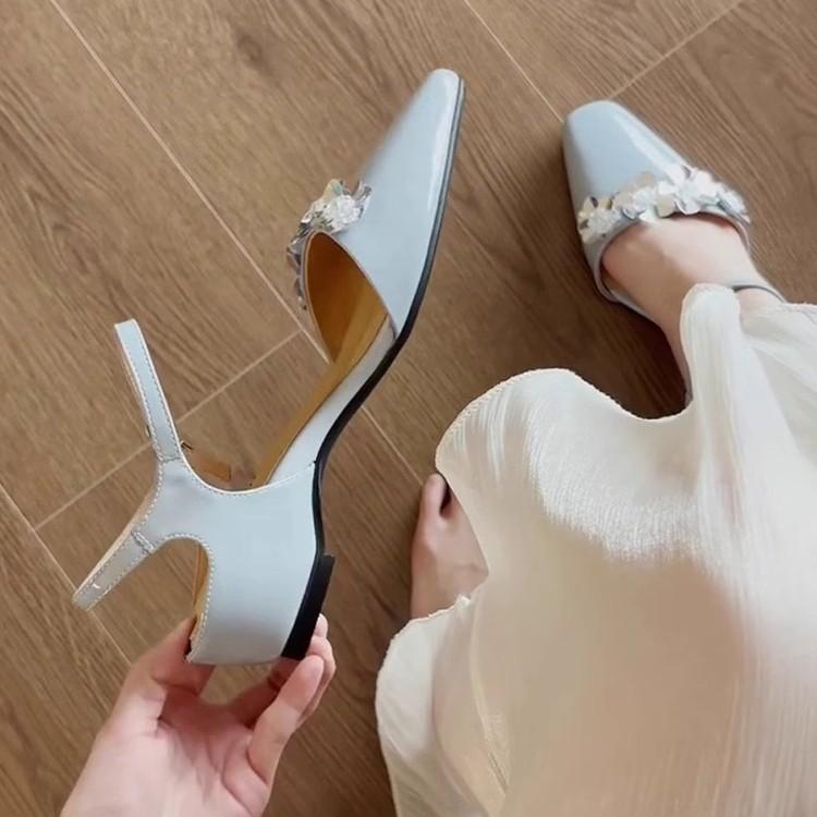 Sheepskin Version~ Early Summer New Square Head Sequins Flower Temperament Sweet Niche Versatile Inner Height-increasing Bag Head Cool Slippers