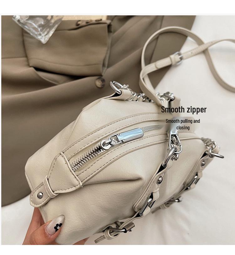 Niche Design Women's 2025 Summer Versatile Korean Chain Shoulder Crossbody Pillow Bag