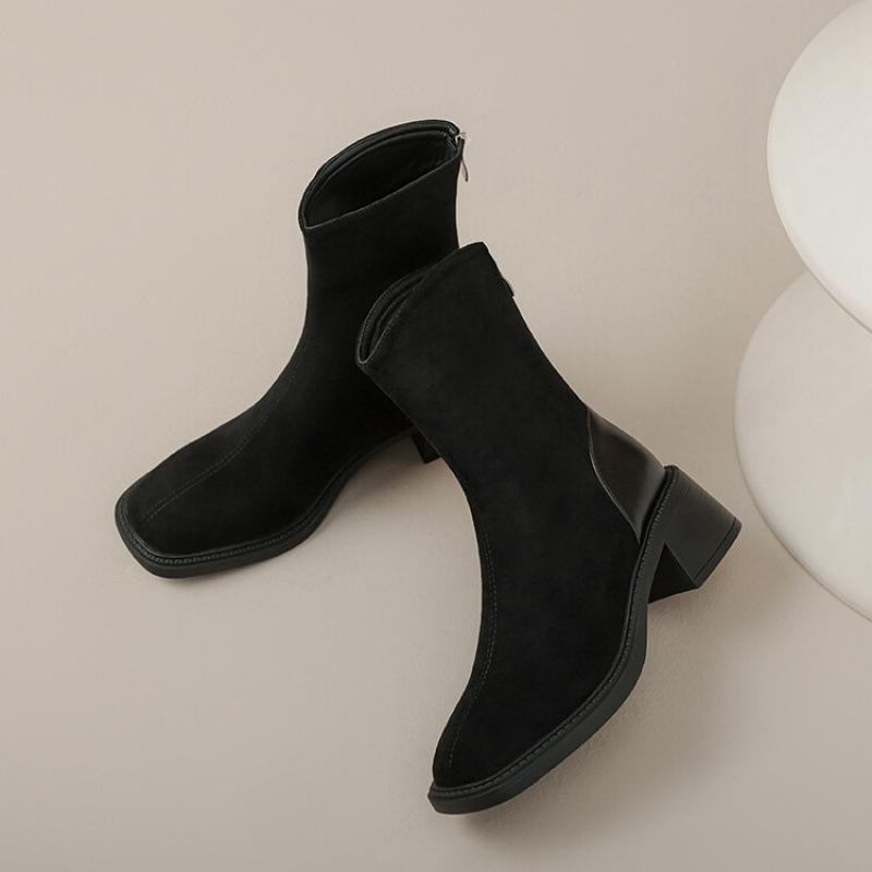 

Новые осенне-зимние замшевые полусапоги большого размера, женские сапоги на толстой подошве, нескользящие, с задней молнией, кожаные сапоги, корейская версия, средний каблук, Март 39 чёрный