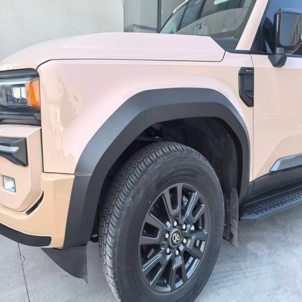 Расширители арок и брызговики для Toyota Land Cruiser Prado LC250