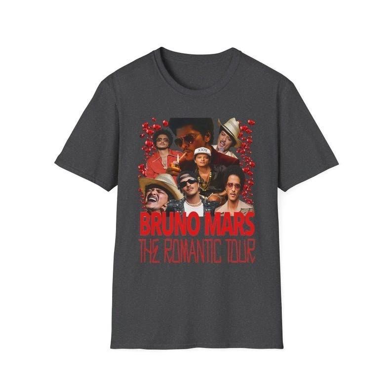 Bruno Mars Romantic Tour 2026 T-shirt M