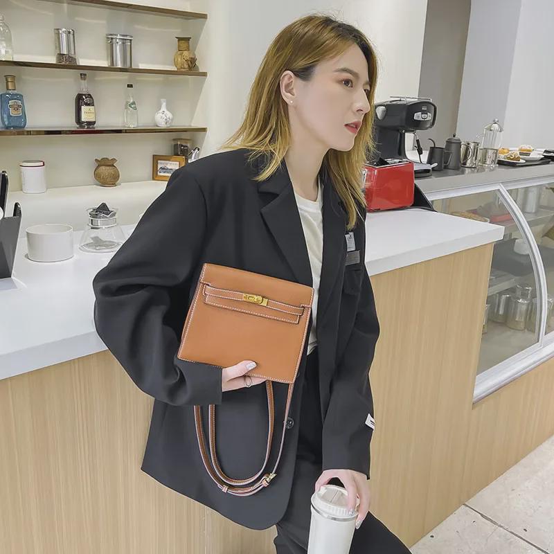 Damska 2024 Jesień/Zima Miękka Skóra Wszechstronna Torba na Ramię i Przez Ciało Mała Kwadratowa